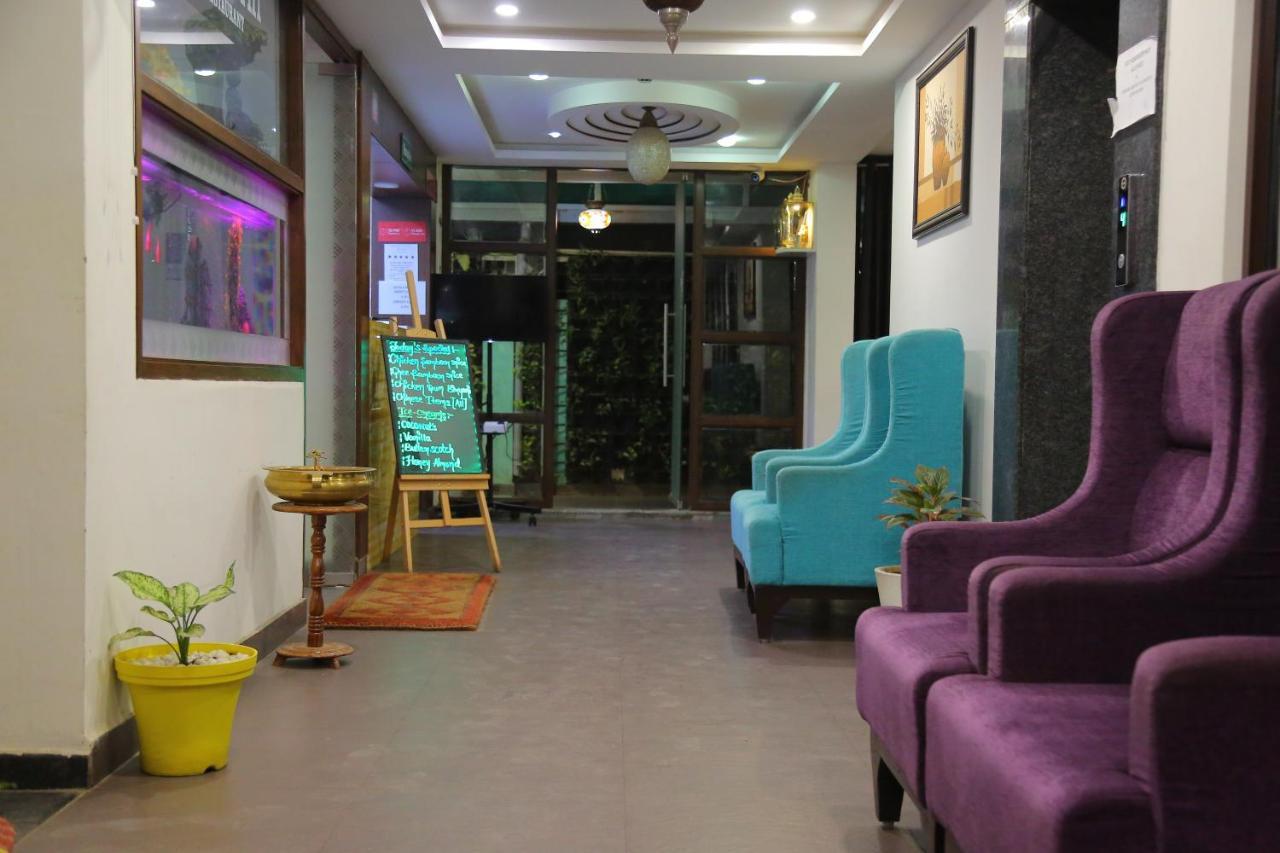 Hotel Raintr33 Hyderabad Luaran gambar